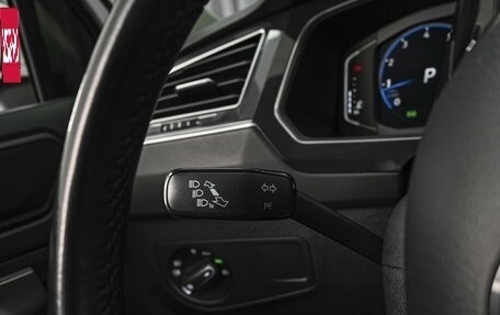 Volkswagen Tiguan II, 2019 год, 2 489 000 рублей, 16 фотография