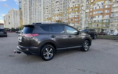 Toyota RAV4, 2018 год, 2 100 000 рублей, 25 фотография