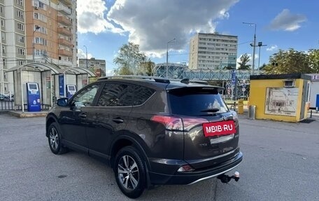 Toyota RAV4, 2018 год, 2 100 000 рублей, 20 фотография