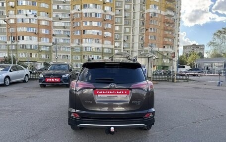 Toyota RAV4, 2018 год, 2 100 000 рублей, 22 фотография