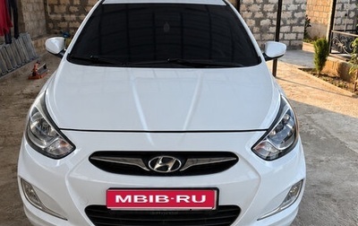 Hyundai Solaris II рестайлинг, 2014 год, 600 000 рублей, 1 фотография