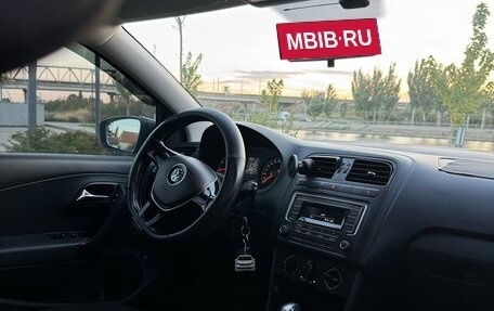Volkswagen Polo VI (EU Market), 2016 год, 1 250 000 рублей, 17 фотография