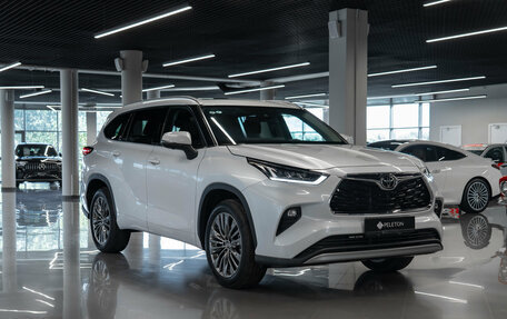 Toyota Highlander, 2026 год, 5 285 000 рублей, 2 фотография