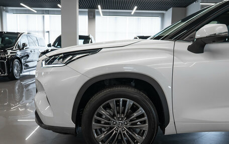 Toyota Highlander, 2026 год, 5 285 000 рублей, 27 фотография