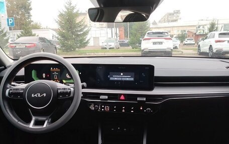 KIA K5, 2024 год, 2 980 000 рублей, 21 фотография