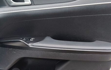 KIA K5, 2024 год, 2 980 000 рублей, 25 фотография