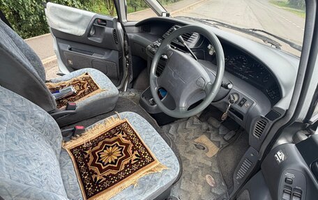 Toyota Estima III рестайлинг -2, 1996 год, 285 000 рублей, 8 фотография