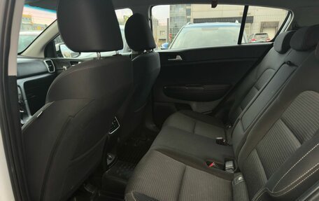 KIA Sportage IV рестайлинг, 2019 год, 1 990 000 рублей, 14 фотография