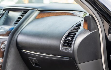 Infiniti QX80 I рестайлинг, 2014 год, 2 650 000 рублей, 26 фотография