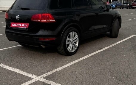 Volkswagen Touareg III, 2010 год, 2 200 000 рублей, 4 фотография