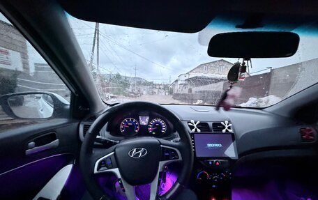Hyundai Solaris II рестайлинг, 2014 год, 600 000 рублей, 2 фотография