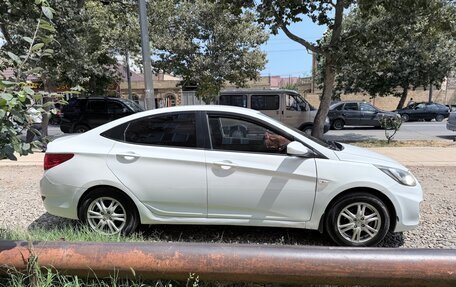 Hyundai Solaris II рестайлинг, 2014 год, 600 000 рублей, 4 фотография