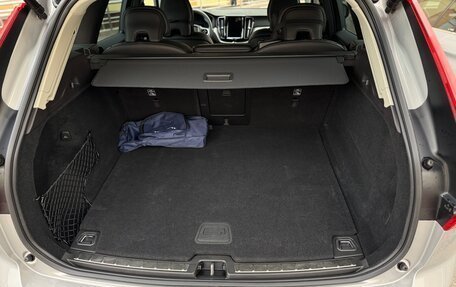 Volvo XC60 II, 2022 год, 3 330 000 рублей, 17 фотография