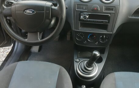 Ford Fiesta, 2006 год, 300 000 рублей, 8 фотография