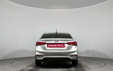 Hyundai Solaris II рестайлинг, 2017 год, 1 200 000 рублей, 6 фотография