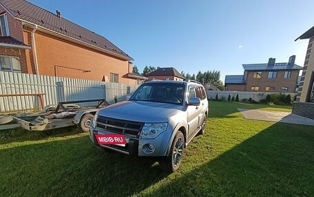 Mitsubishi Pajero IV, 2007 год, 950 000 рублей, 3 фотография