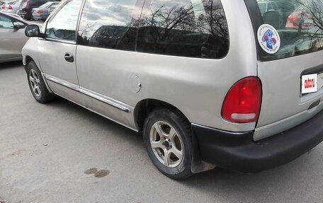 Dodge Caravan III, 2000 год, 290 000 рублей, 8 фотография