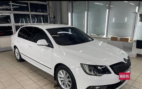 Skoda Superb III рестайлинг, 2013 год, 990 000 рублей, 3 фотография
