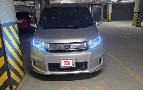 Honda Freed I, 2015 год, 1 390 000 рублей, 1 фотография