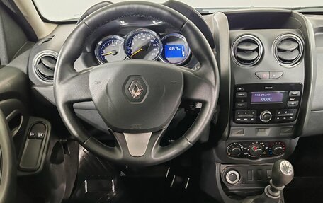 Renault Duster I рестайлинг, 2017 год, 1 300 000 рублей, 11 фотография