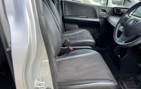 Honda Freed I, 2015 год, 1 390 000 рублей, 19 фотография