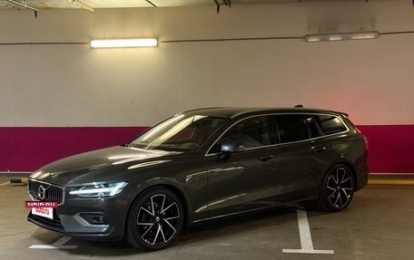 Volvo V60 II, 2019 год, 2 480 000 рублей, 10 фотография