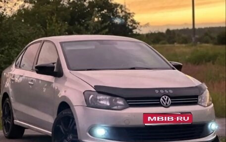 Volkswagen Polo VI (EU Market), 2012 год, 650 000 рублей, 1 фотография