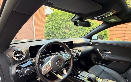 Mercedes-Benz CLA, 2020 год, 3 500 000 рублей, 3 фотография