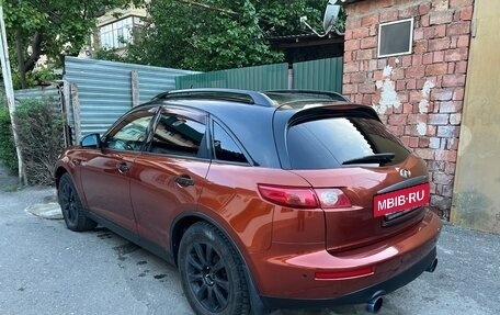 Infiniti FX I, 2007 год, 750 000 рублей, 4 фотография