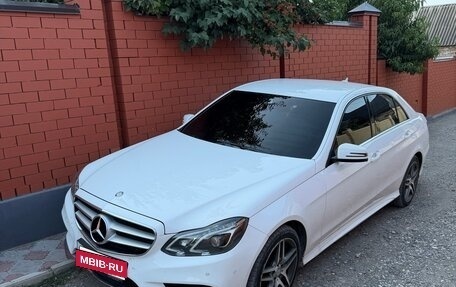 Mercedes-Benz E-Класс, 2013 год, 1 800 000 рублей, 4 фотография