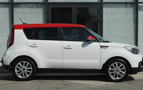 KIA Soul II рестайлинг, 2017 год, 1 580 000 рублей, 4 фотография