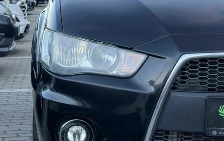 Mitsubishi Outlander III рестайлинг 3, 2011 год, 1 592 000 рублей, 4 фотография