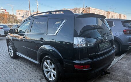 Mitsubishi Outlander III рестайлинг 3, 2011 год, 1 592 000 рублей, 8 фотография