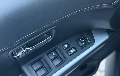 Mitsubishi Outlander III рестайлинг 3, 2011 год, 1 592 000 рублей, 9 фотография