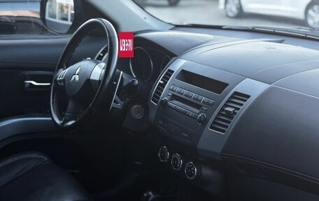 Mitsubishi Outlander III рестайлинг 3, 2011 год, 1 592 000 рублей, 15 фотография