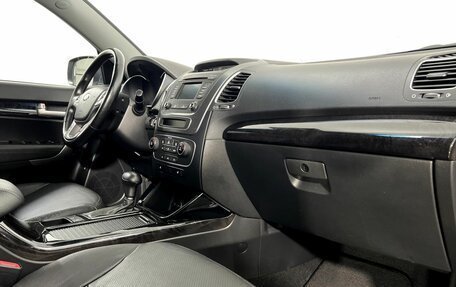 KIA Sorento II рестайлинг, 2014 год, 2 390 000 рублей, 12 фотография