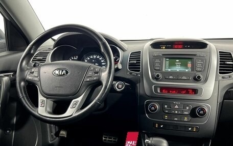 KIA Sorento II рестайлинг, 2014 год, 2 390 000 рублей, 15 фотография