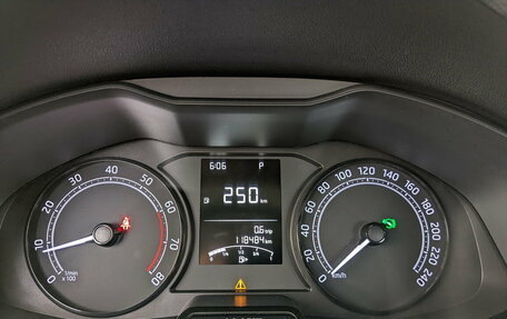 Skoda Rapid II, 2021 год, 1 360 000 рублей, 13 фотография
