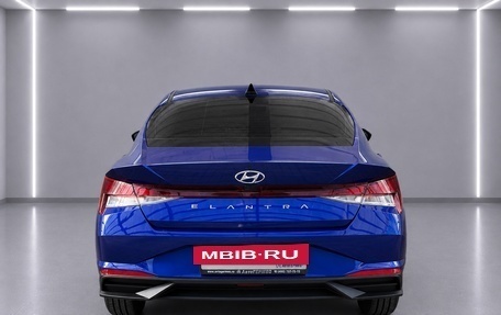 Hyundai Elantra, 2021 год, 2 240 000 рублей, 3 фотография
