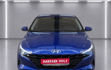Hyundai Elantra, 2021 год, 2 240 000 рублей, 2 фотография