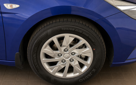 Hyundai Elantra, 2021 год, 2 240 000 рублей, 16 фотография