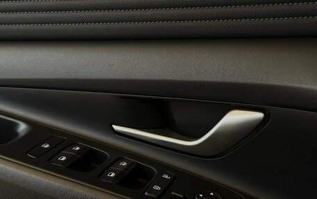 Hyundai Elantra, 2021 год, 2 240 000 рублей, 10 фотография