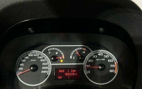Fiat Albea I рестайлинг, 2010 год, 390 000 рублей, 14 фотография
