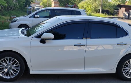 Toyota Camry, 2019 год, 2 850 000 рублей, 4 фотография