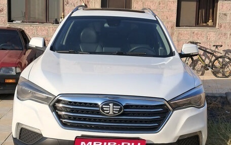FAW Besturn X80 I рестайлинг, 2018 год, 850 000 рублей, 1 фотография