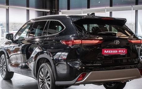 Toyota Highlander, 2026 год, 5 790 000 рублей, 7 фотография