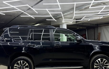 Toyota Land Cruiser Prado 150 рестайлинг 2, 2021 год, 6 100 000 рублей, 8 фотография