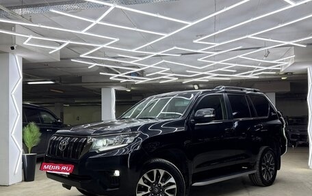 Toyota Land Cruiser Prado 150 рестайлинг 2, 2021 год, 6 100 000 рублей, 3 фотография