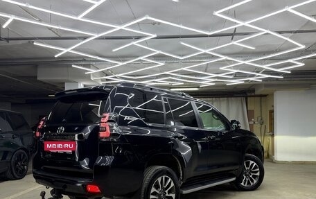 Toyota Land Cruiser Prado 150 рестайлинг 2, 2021 год, 6 100 000 рублей, 4 фотография