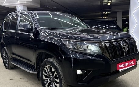 Toyota Land Cruiser Prado 150 рестайлинг 2, 2021 год, 6 100 000 рублей, 7 фотография